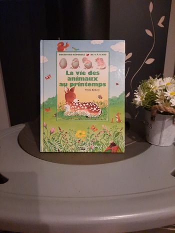 Livre questions raiponses- La vie des animaux au printemps
