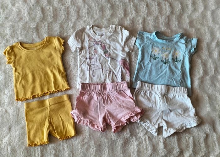 Lot de vêtements bébé fille - photo numéro 4