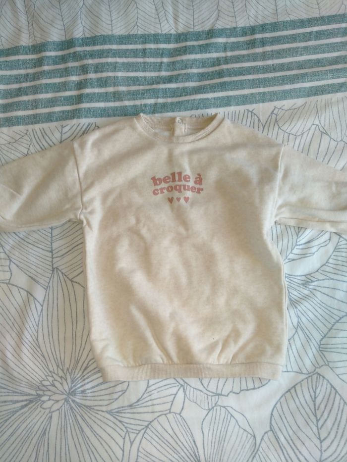 Sweat fille écru 12 mois Kiabi doublé polaire
