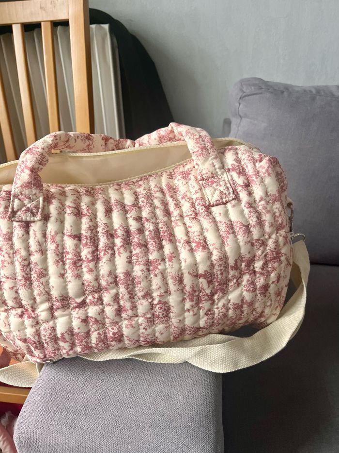 Sac à langer neuf - photo numéro 2