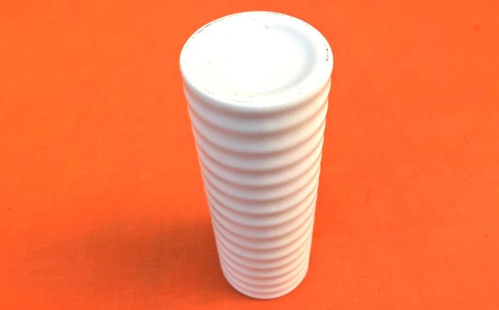 Vase " Groove " Céramique blanche émaillée - photo numéro 3