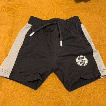 Short à poches taille 5ans