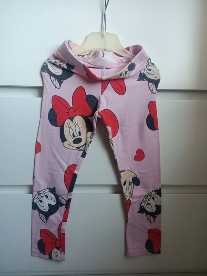Legging H&M motif Disney taille 3/4ans