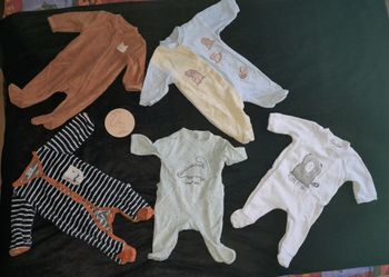 Lot 5 pyjamas velours - 1 mois