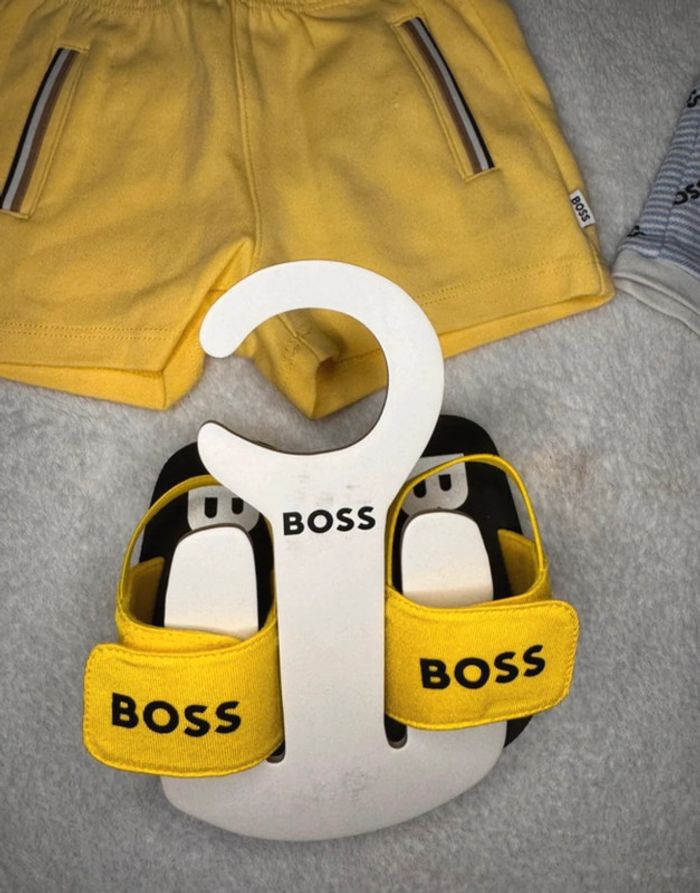 🌷Lot de vêtements et claquettes Hugo Boss bébé garçon taille 6 mois🌷 - photo numéro 4
