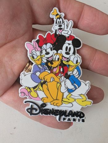 Magnet neuf Disneyland paris 