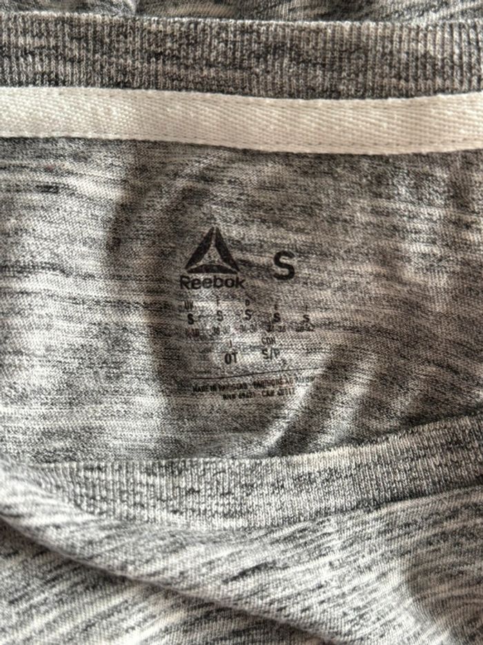 T-shirt manches courtes gris REEBOK - photo numéro 3