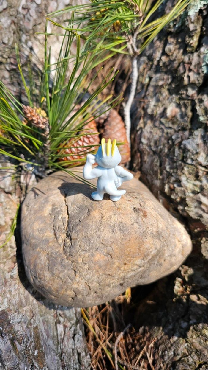 Super figurine Pokemon Nintendo machoc - photo numéro 5