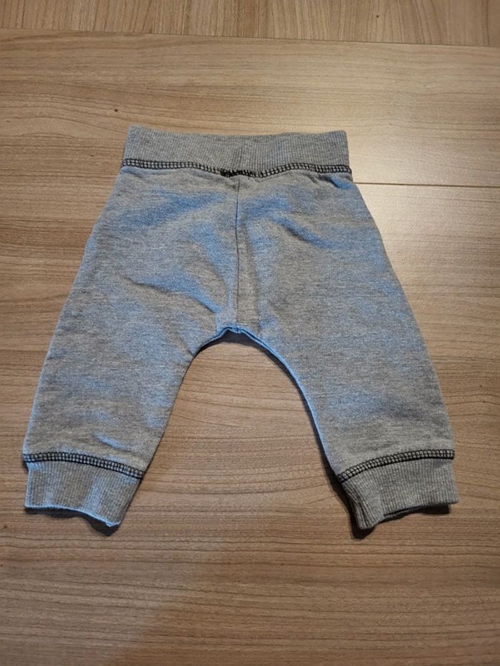 Pantalon taille 3 mois (56-62 cm) - photo numéro 2