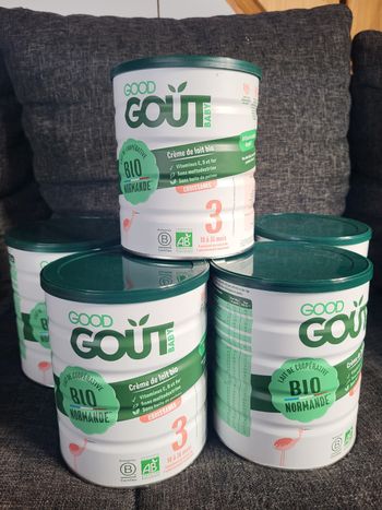 Lot boîtes lait infantile croissance good goût 