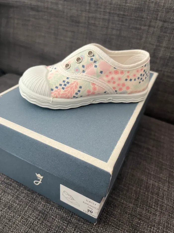 Chaussures/ baskets Jacadi - photo numéro 3