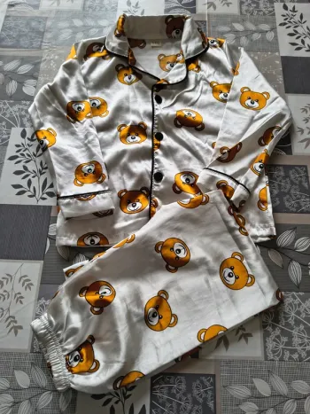 Pyjama satiné
