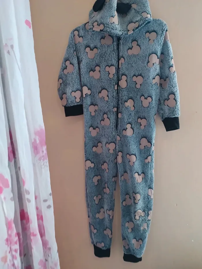 Combinaison pyjama Mickey 🐭 - photo numéro 3