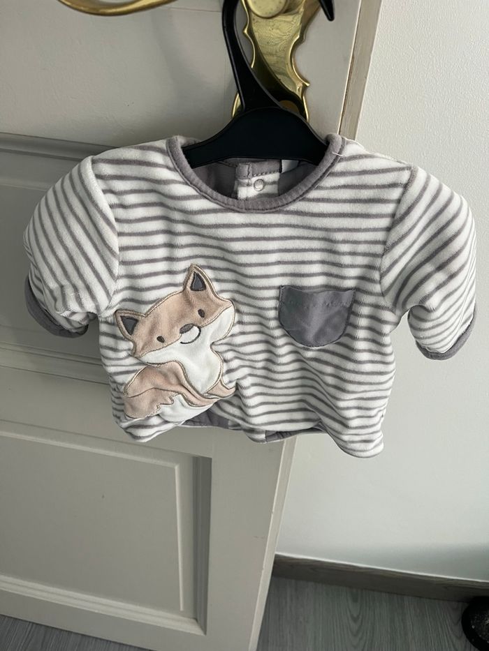 Lots gilets 3 mois - photo numéro 9