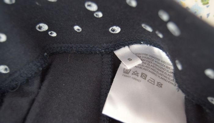 Jupe courte noire à pois blancs – Yessica – Taille S - photo numéro 4