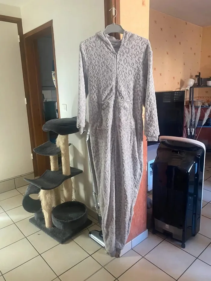 🧸 Combi Pyjama Polaire Femme L/XL - Douceur & Confort Neuf - photo numéro 2