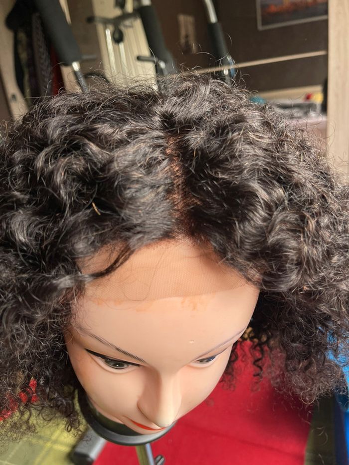 Très jolie perruque 100% cheveux humain - photo numéro 4