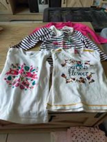 lot 4 tee shirts 12 mois