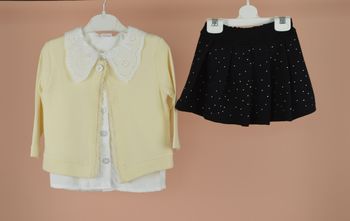 Ensemble Fille 4 Ans Élégant – Gilet, Chemisier Dentelle & Jupe à Strass