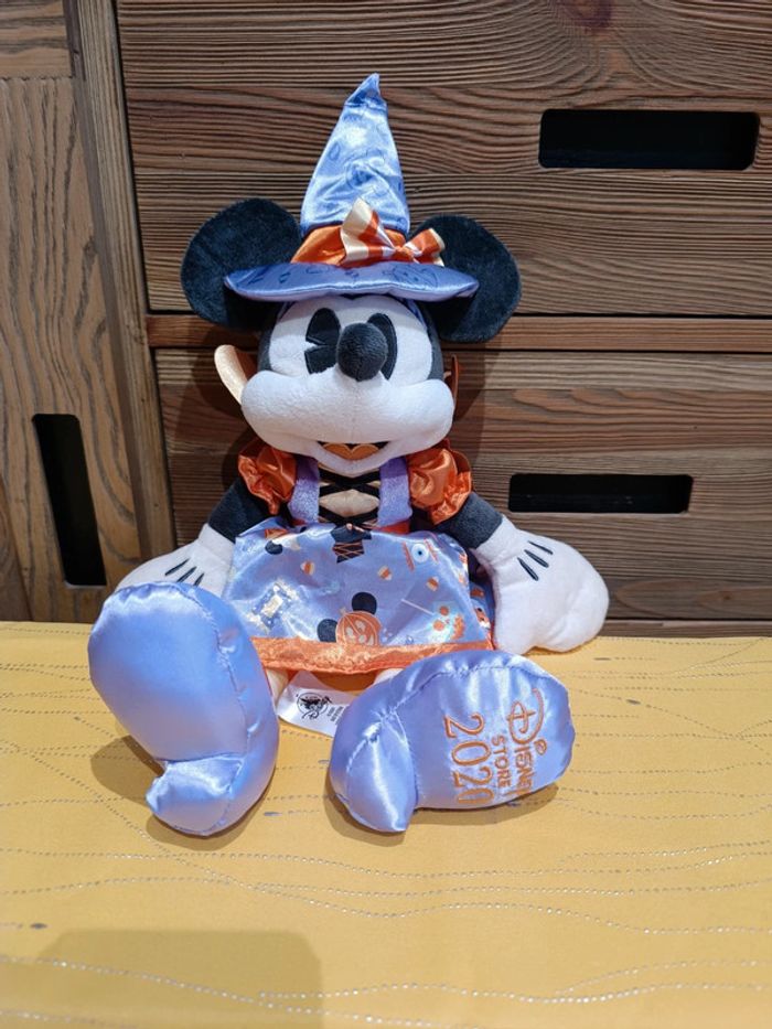 Peluche Minnie sorcière Halloween 2020
