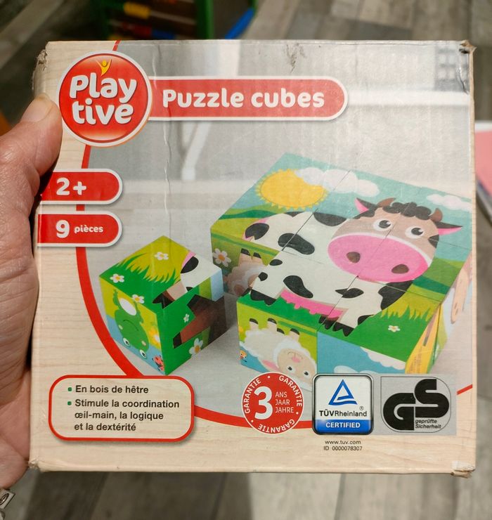 Puzzle cube en bois
