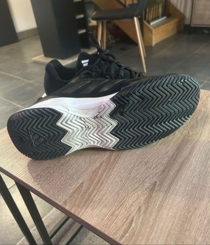 Chaussure adidas - photo numéro 3