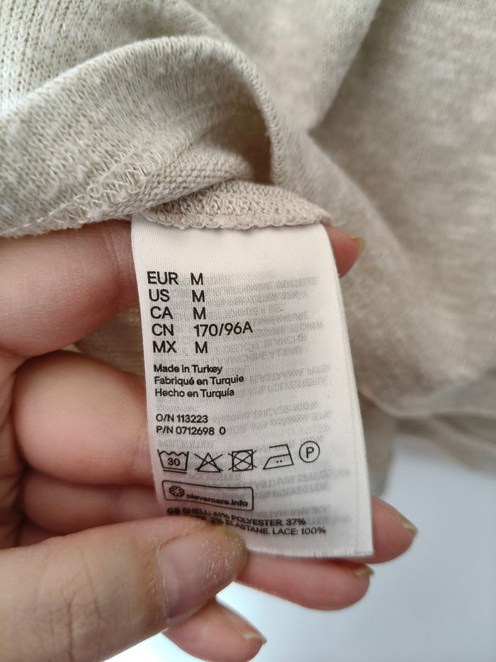 Pull femme H&M gris dentelle dos M - photo numéro 4