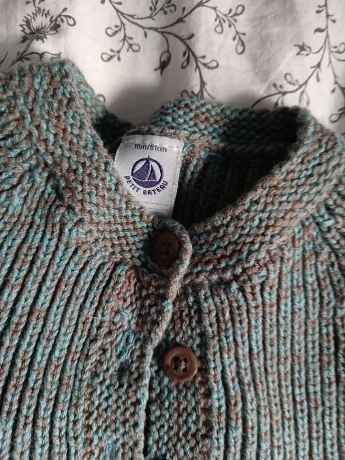 Gilet manches courtes en laine petit bateau vert et marron 81cm - photo numéro 3