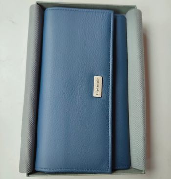 Portefeuille bleu en cuir neuf saison coffret