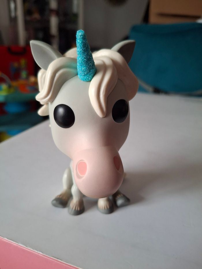 Funko pop unicorn Chase / onward ,en avant - photo numéro 8