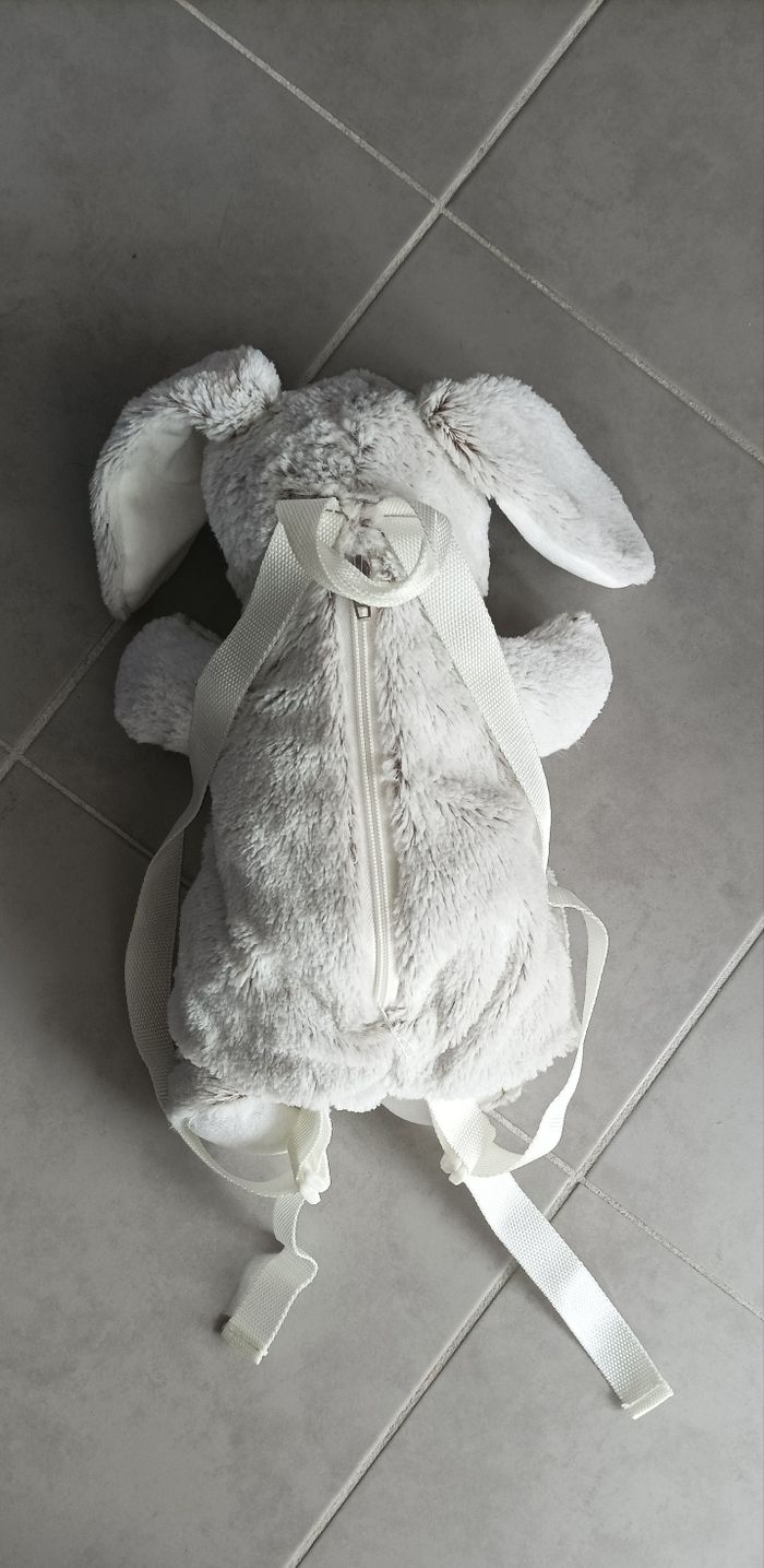Sac à dos en peluche lapin - photo numéro 3