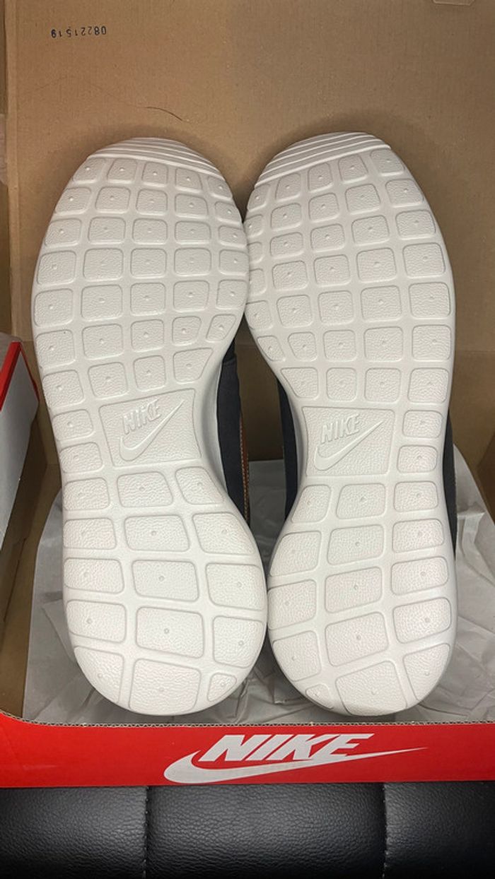 Nike Roshe One Suede pointure 46 - photo numéro 6