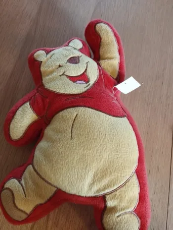 Coussin peluche Disney Winnie l ourson. 35 cm
