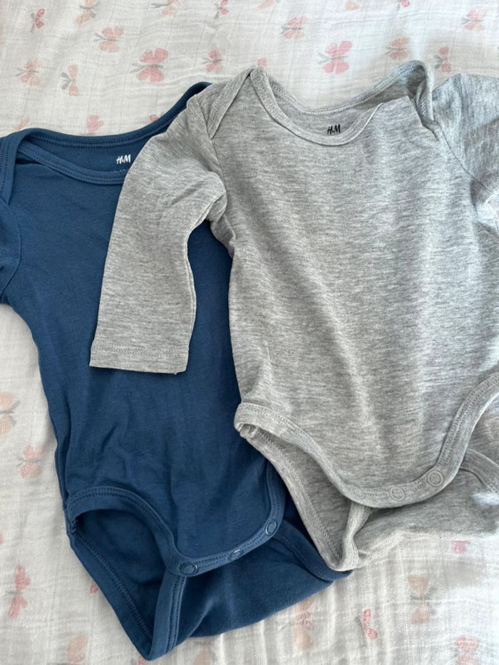 Lot 2 bodies H&M