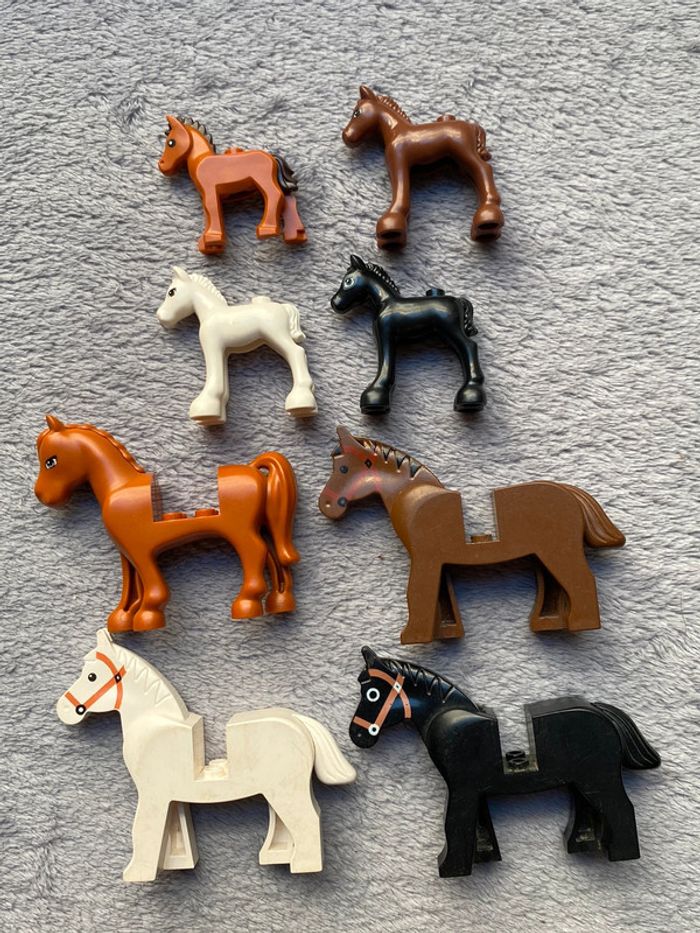 Lot lego de 4 chevaux et 4 poulains différents - photo numéro 4
