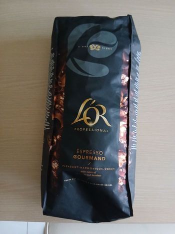 Vend cafe en grain 1 kg espresso gourmand neuve 