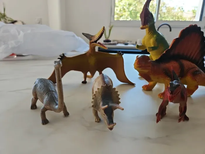 Lot 7 figurines dinosaure - photo numéro 5