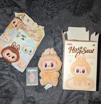 Labubu Have a seat Baba