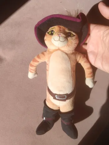 Peluche chat botté