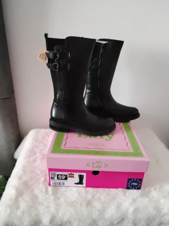 Bottes en Cuir Véritable pour Fille - Neuves avec Boîte - T.32 PROMO