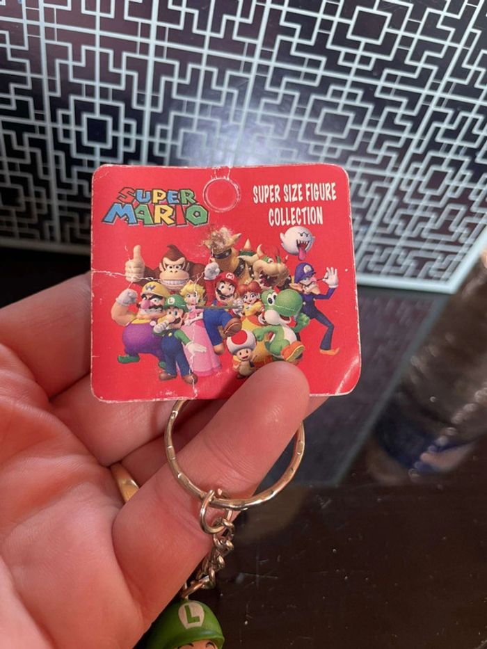 Figurine Porte-clés Sneakers Mario Bross Luigi License - photo numéro 3