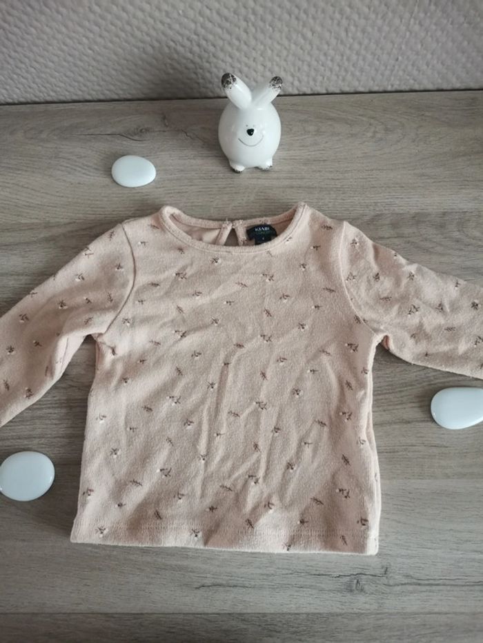 Petit pull / haut fleuri kiabi 6 mois - photo numéro 3