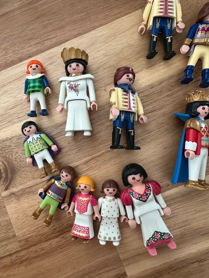 Lot personnages Playmobil - photo numéro 3