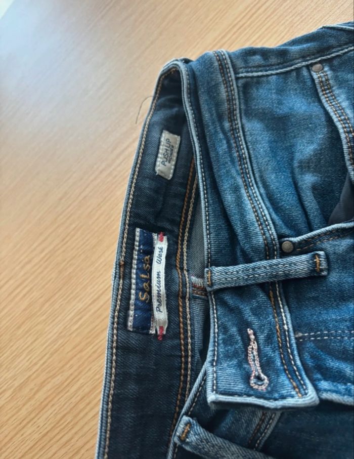 Jean Salsa push up – Taille 36 – Bon état - photo numéro 2