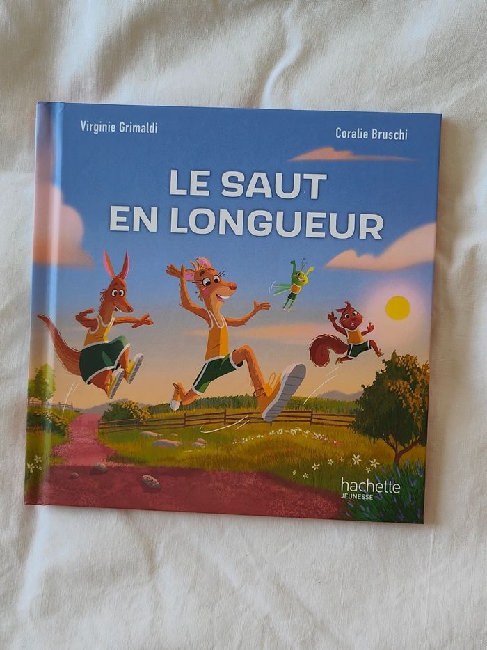 Livre  collection Mc Donalds
éditions Hachette Jeunesse 

"Le saut en longueur" de  Virginie Grimaldi