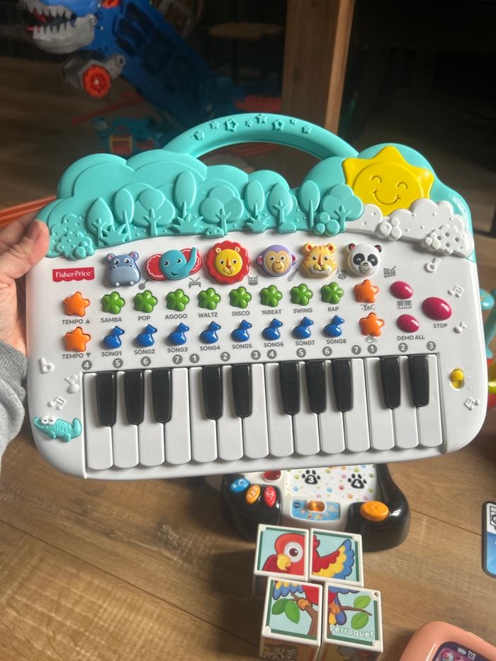 Gros lot jouets 1er âge - photo numéro 7