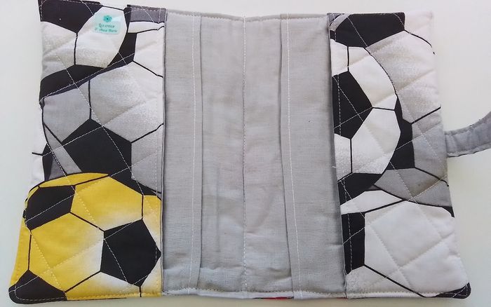 Protège carnet de santé - photo numéro 3