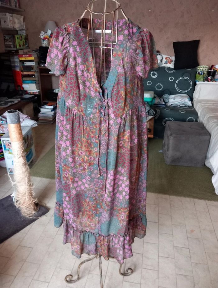Robe fluide à fleurs (T. L)