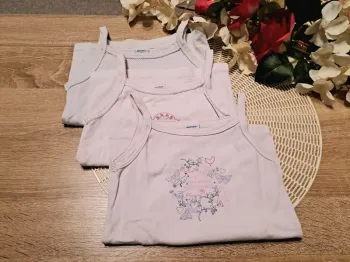 Lot de 3 débardeurs, taille 6 ans, marque petit bateau