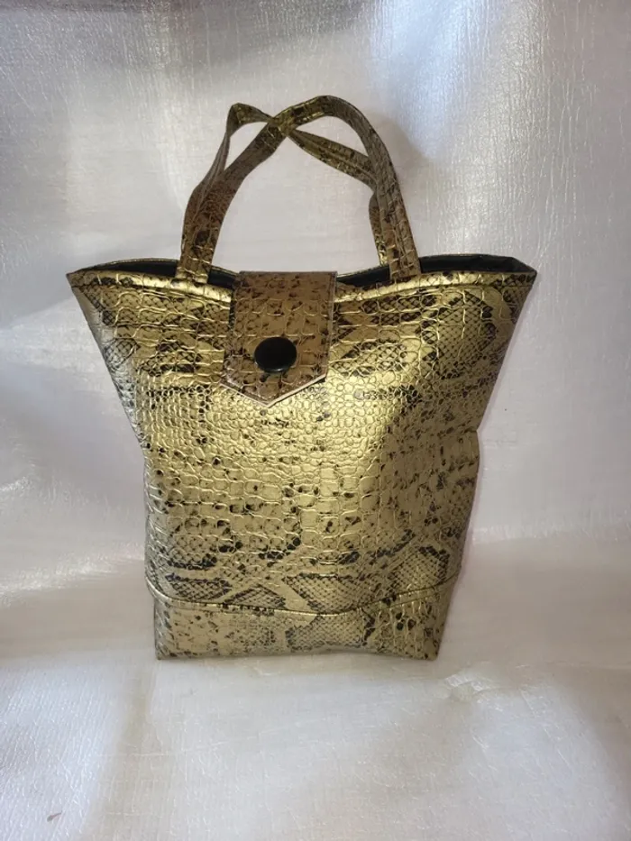 Sac doré - photo numéro 8
